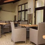 Theresia Hotel