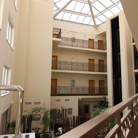 Theresia Hotel 3*