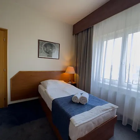 Hotel Theresia 3*