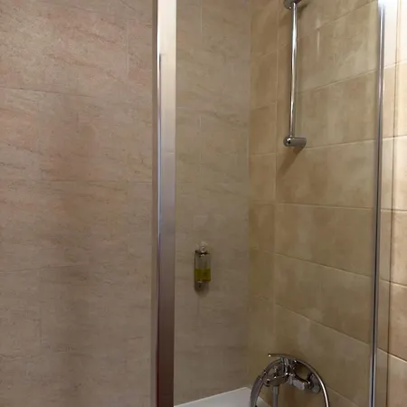 Theresia Hotel 3*
