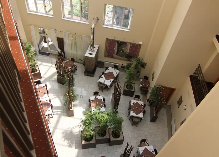 Theresia 3*