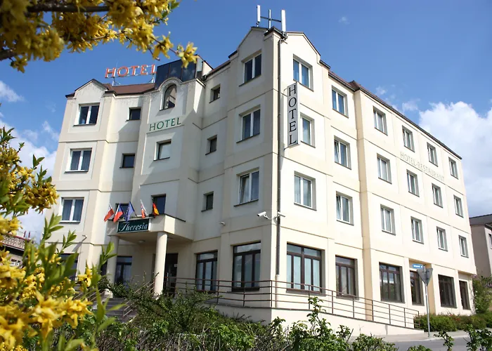 Theresia Szálloda 3*